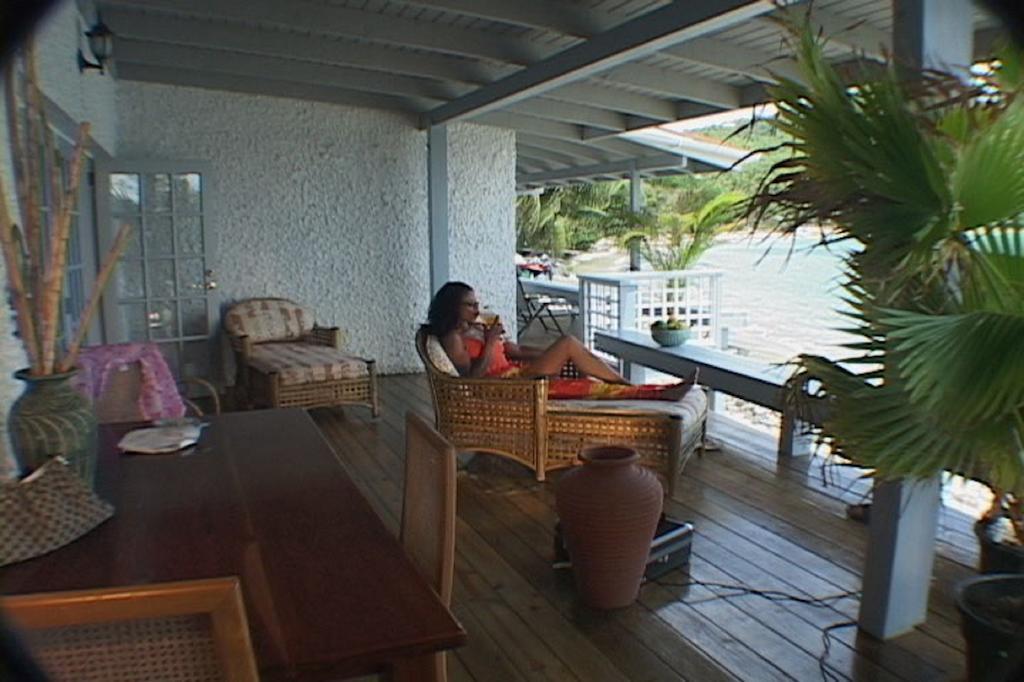 Bequia Beachfront Villa Hotel Friendship Екстериор снимка