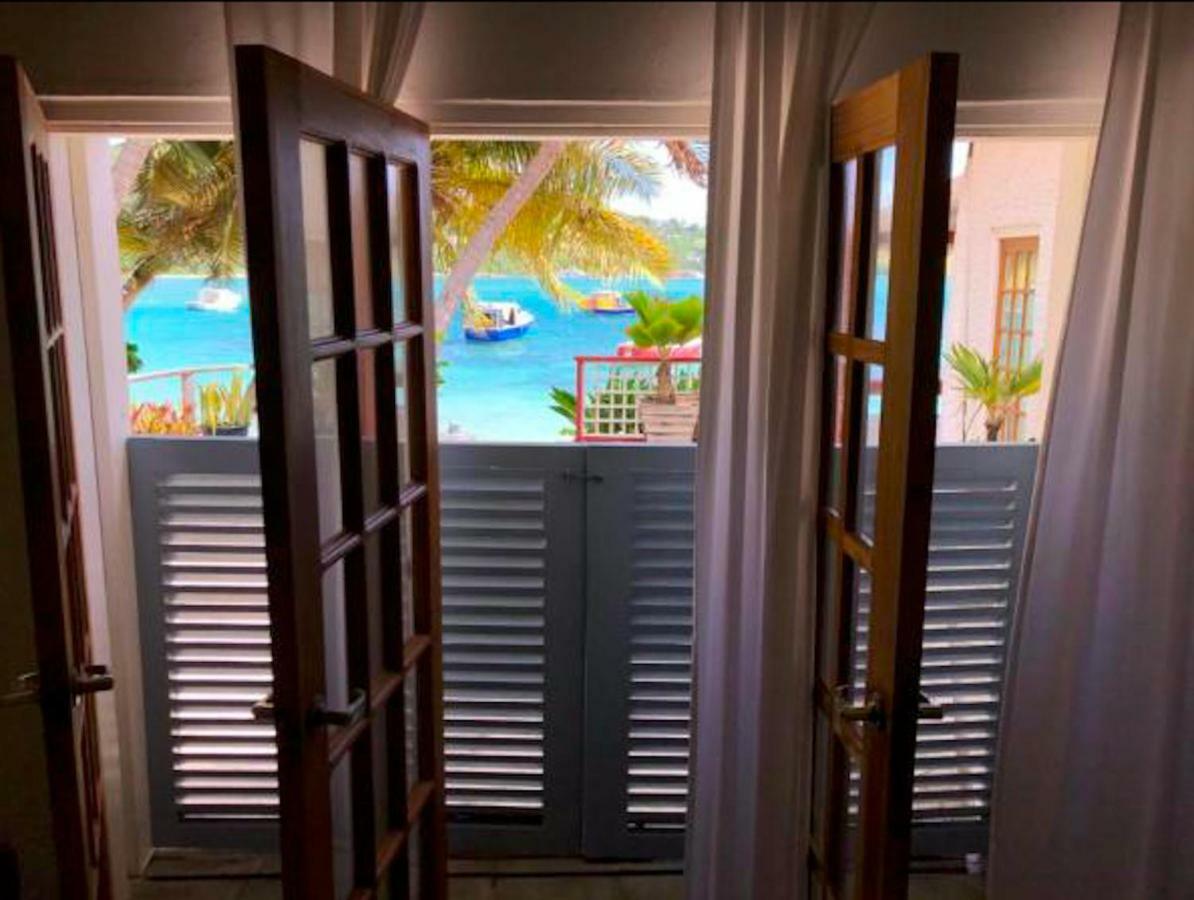 Bequia Beachfront Villa Hotel Friendship Екстериор снимка