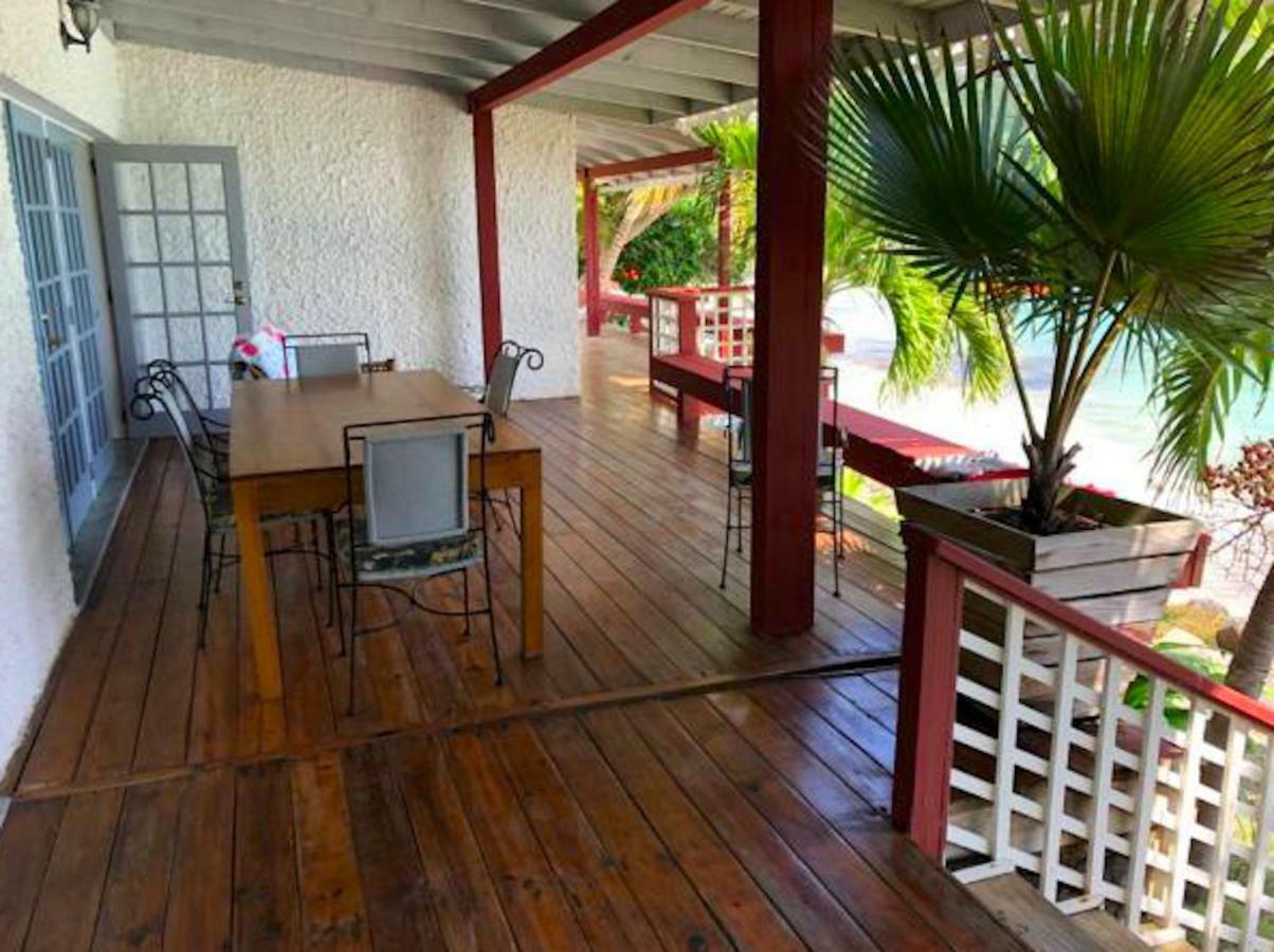 Bequia Beachfront Villa Hotel Friendship Екстериор снимка