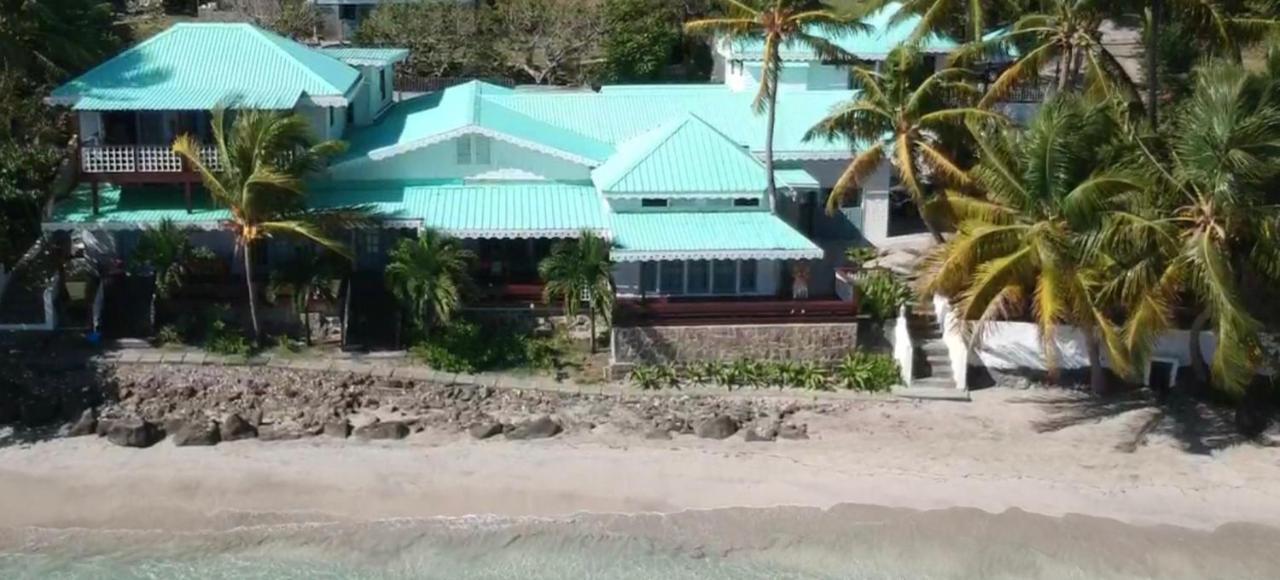 Bequia Beachfront Villa Hotel Friendship Екстериор снимка