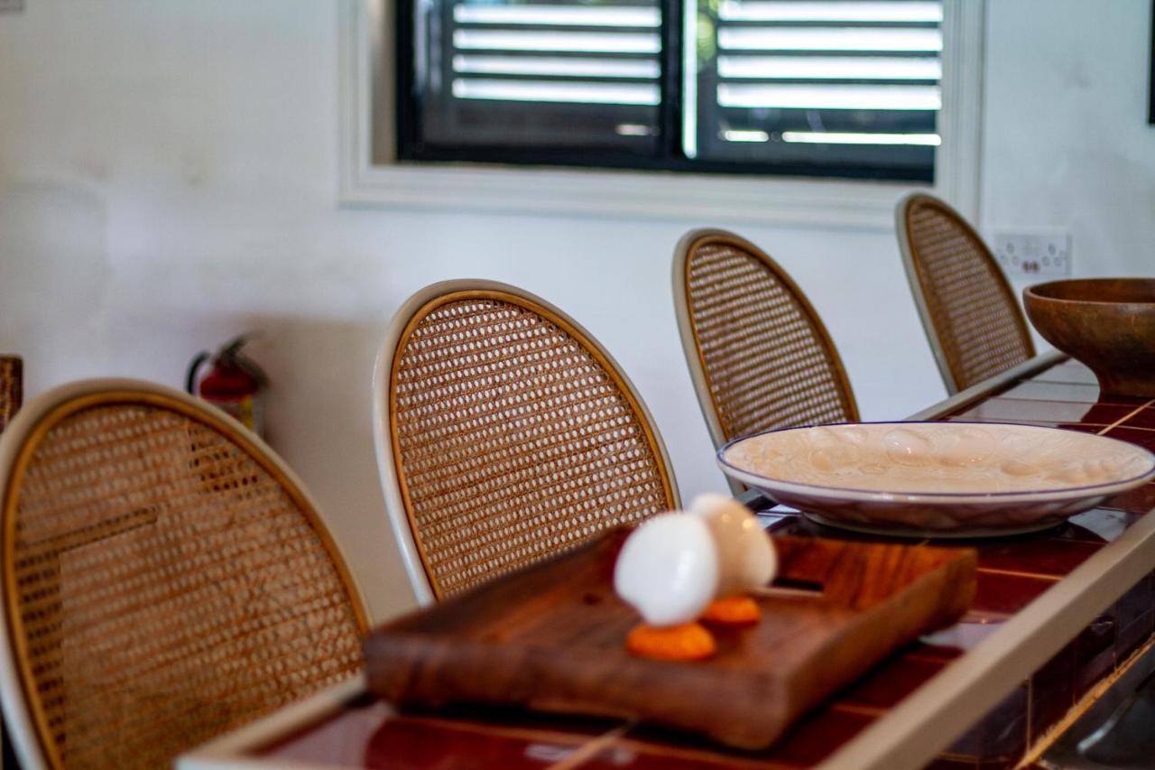 Bequia Beachfront Villa Hotel Friendship Екстериор снимка